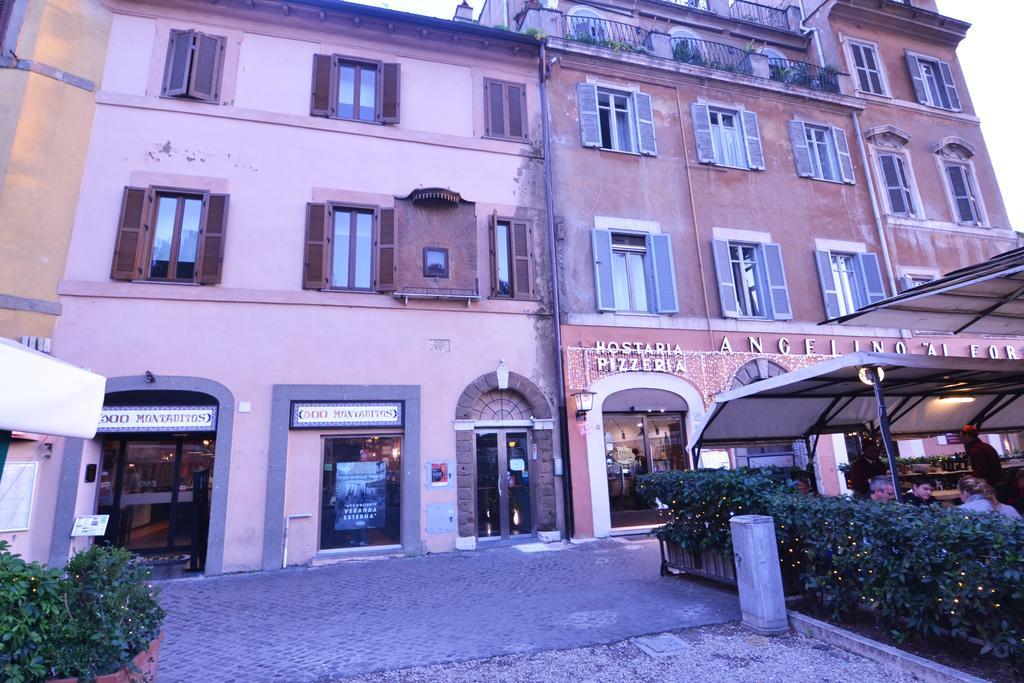 Hotel De Rome — Fotos 1